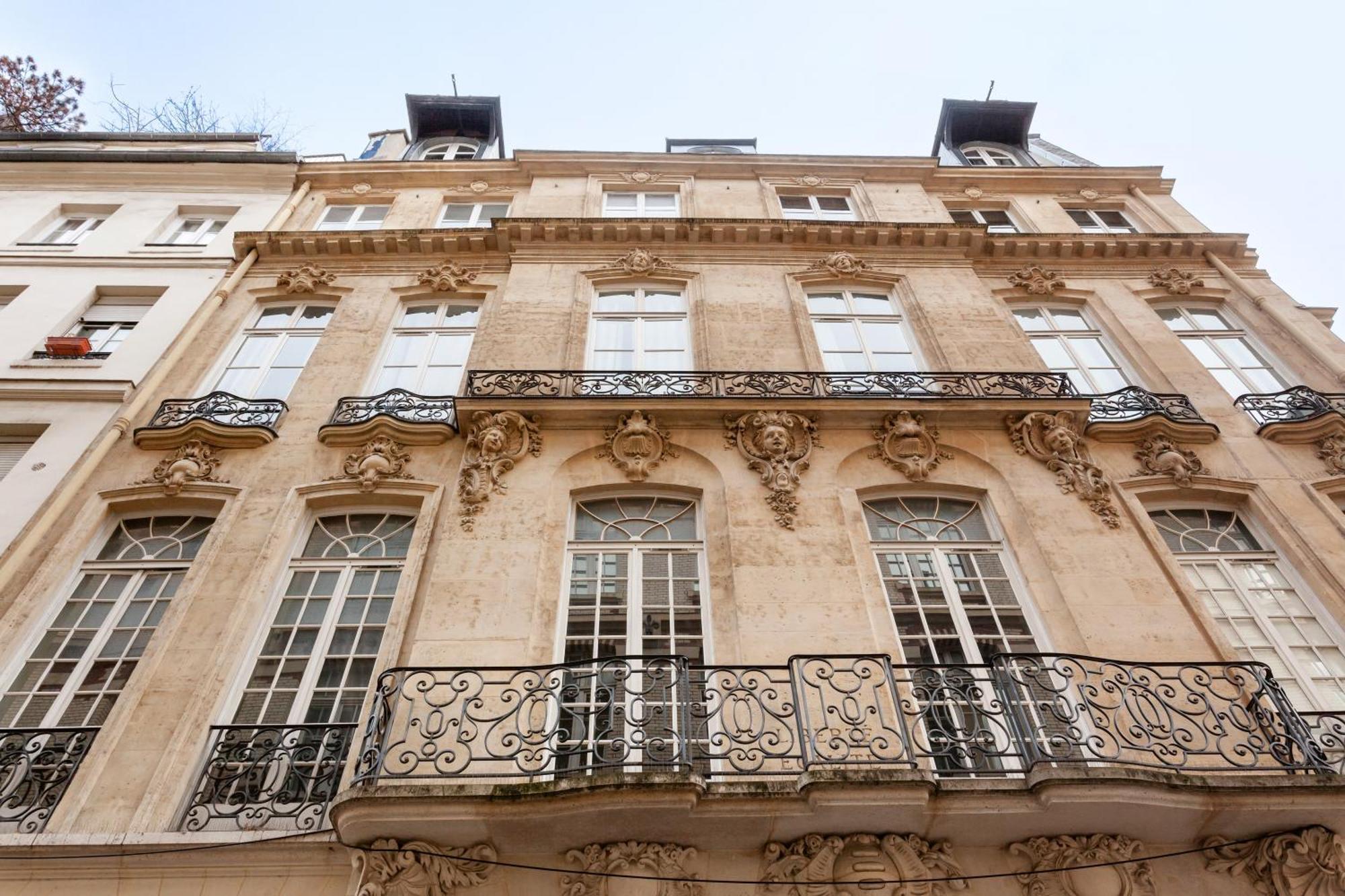 Au Coeur De Paris - Appartement Historique De Madame Du Barry Exterior photo